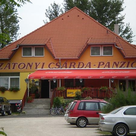 Bed and Breakfast Zatonyi Csarda Panzio à Dunasziget Extérieur photo