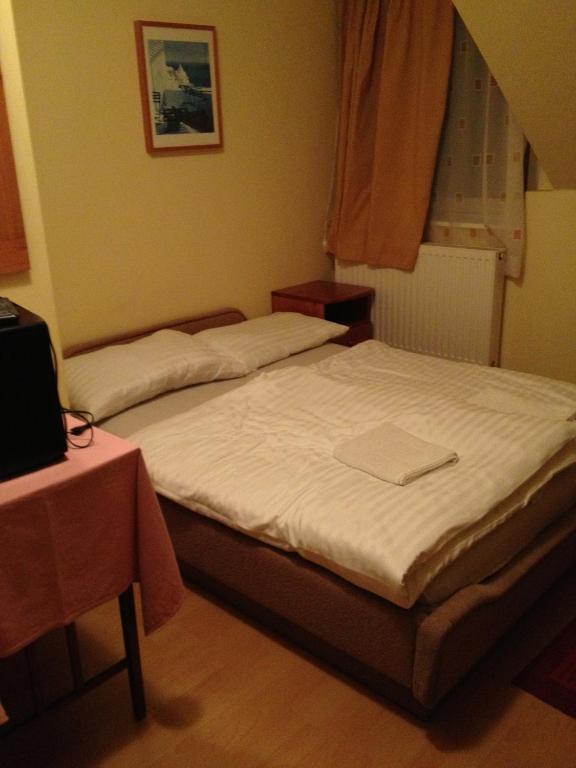 Bed and Breakfast Zatonyi Csarda Panzio à Dunasziget Chambre photo